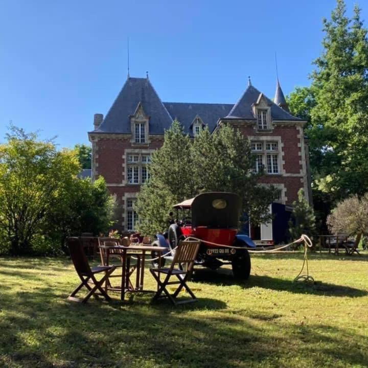 Domaine De La Croix De Saint Lambert Bed & Breakfast Poix-Terron Exterior photo